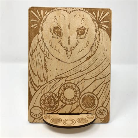 Owl Feather Divination: Insights from Nature's Messengers